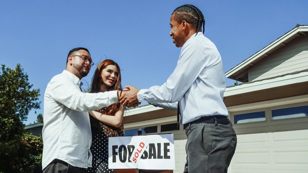 La fluctuation des prix immobiliers : pourquoi et comment?